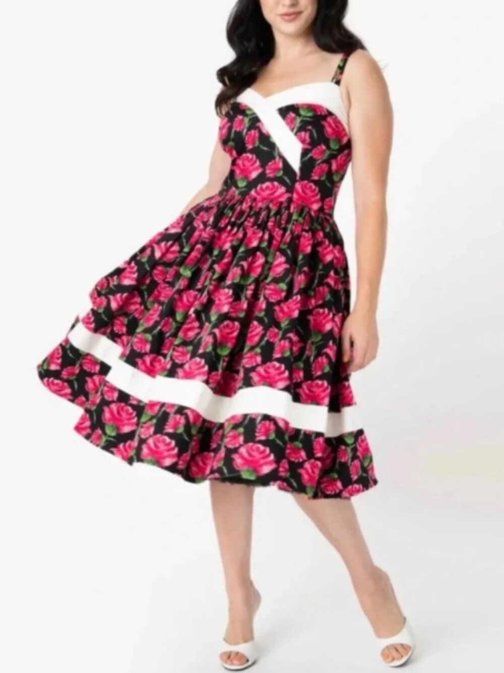 Unique Vintage - Darienne Floral Fit & Flare Midi Swing Dress - Large